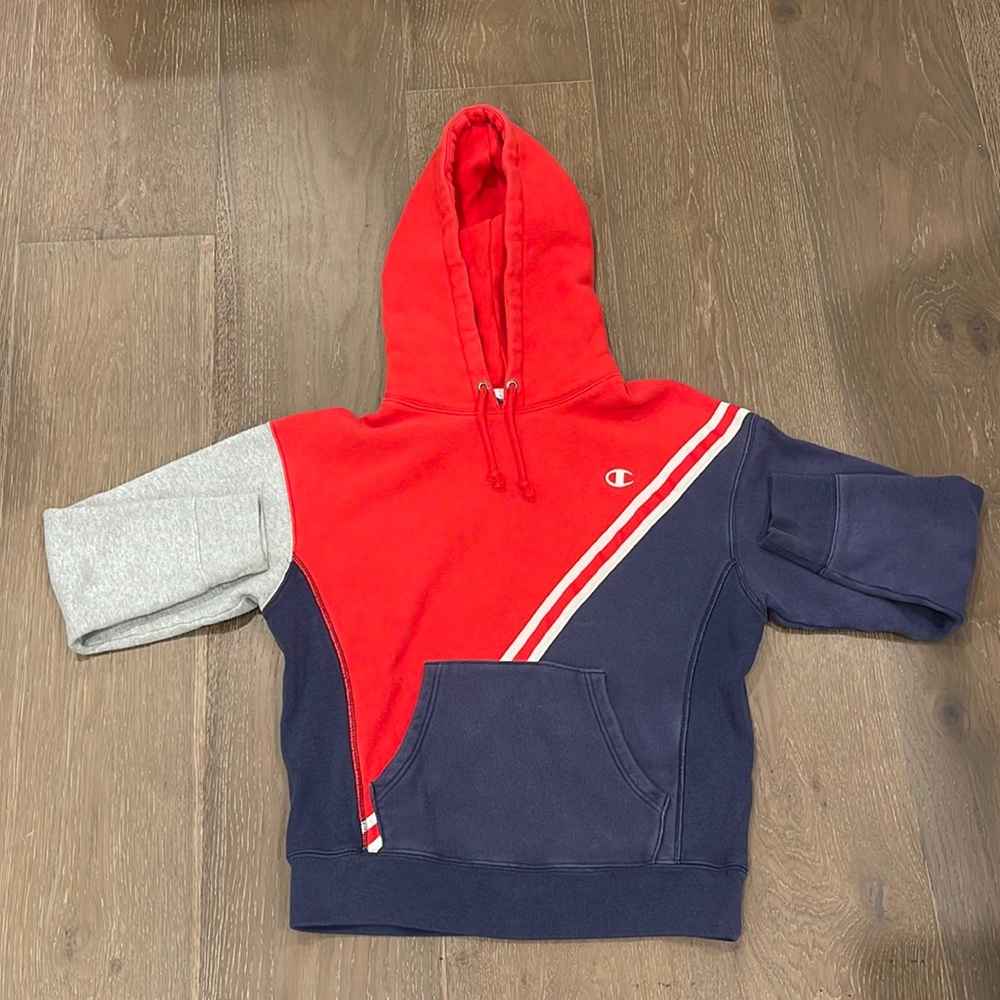 champion hoodie in good condition size kids large